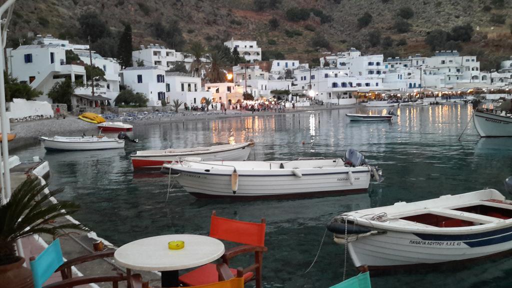 Loutro Holidays Ngoại thất bức ảnh